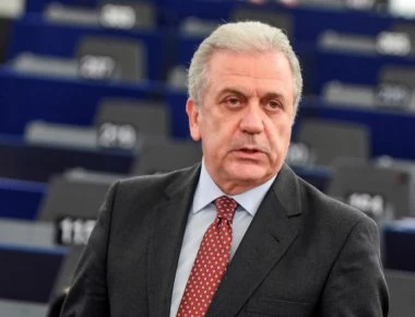 Στο Βερολίνο σήμερα ο Δημήτρης Αβραμόπουλος